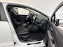 Renault Clio 90PK TCe GT-line | Lichtmetalen Velgen | Panoramadak | Parkeersensoren | Climate Control | Sportstoelen | Cruise Control | Full LED | Navi | Bluetooth | Armsteun | Keyless Entry |