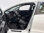 Renault Clio 90PK TCe GT-line | Lichtmetalen Velgen | Panoramadak | Parkeersensoren | Climate Control | Sportstoelen | Cruise Control | Full LED | Navi | Bluetooth | Armsteun | Keyless Entry |