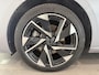 Peugeot 308 SW 1.2 Hybrid 136 e-DCS6 Active Pack Business | 360 Graden Camera | Keyless | 17" Inch Lichtmetalen Velgen | Apple Carplay & Android Auto