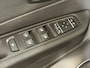 Renault Captur 90PK TCe Intens | Trekhaak | Navi | Climate Control | Bluetooth | Camera | Parkeersensoren | Cruise Control | Armsteun | Licht & Regen Sensor | Blind Spot |