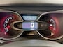 Renault Captur 90PK TCe Intens | Trekhaak | Navi | Climate Control | Bluetooth | Camera | Parkeersensoren | Cruise Control | Armsteun | Licht & Regen Sensor | Blind Spot |