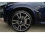 BMW X5 xDrive50e M Sport | 489 PK | Pano | HUD | 360° | Luchtvering | BMW X5 xDrive50e M Sport 489 PK Plug-in Hybrid met 3.0 zescilinder, xDrive, luchtvering, panoramadak, Head-Up Display, 360° camera, adaptieve cruise control, 22-inch velgen, lederen interieur