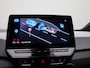 Volkswagen ID.3 Life 58 kWh 204 PK| Navigatie | Achteruitrijcamera | Stoelverwarming | Stuurwielverwarming | Parkeersensoren | Mobiel Draadloos Oplaadbaar | 18 Inch Velgen