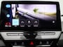 Volkswagen ID.3 Life 58 kWh 204 PK| Navigatie | Achteruitrijcamera | Stoelverwarming | Stuurwielverwarming | Parkeersensoren | Mobiel Draadloos Oplaadbaar | 18 Inch Velgen