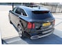 Kia Sorento 1.6 T-GDI Plug-in Hybrid 4WD ExecutiveLine 7p. Panoramadak/Apple carplay/360 graden camera/Stoelverwarming voor en achter/Head-up display/Bose audio/Parkeersensoren/ELektrische kofferklep/Lederen bekleding