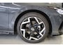 Volkswagen Golf 1.5 TSI R-Line Edition|150PK|Ledmatrix|Navigatie|Camera|Winterpakket|Trekhaak