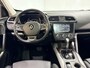 Renault Kadjar 140PK TCe Intens Automaat | Trekhaak (1500 KG) | Panoramadak | 19" Lichtmetalen Velgen | Stoelverwarming | Navi | Camera | Climate Control | Adaptieve Cruise Control | Leder |