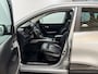 Renault Kadjar 140PK TCe Intens Automaat | Trekhaak (1500 KG) | Panoramadak | 19" Lichtmetalen Velgen | Stoelverwarming | Navi | Camera | Climate Control | Adaptieve Cruise Control | Leder |