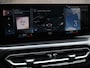 BMW 3-Serie Touring 330e M-Sport PHEV Digitale Cockpit Climate control Stoel verwarming LED Sfeer verlichting Lichtmetalen velgen Navigatie Apple carplay/ Android auto Parkeersensoren
