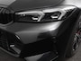 BMW 3-Serie Touring 330e M-Sport PHEV Digitale Cockpit Climate control Stoel verwarming LED Sfeer verlichting Lichtmetalen velgen Navigatie Apple carplay/ Android auto Parkeersensoren