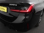 BMW 3-Serie Touring 330e M-Sport PHEV Digitale Cockpit Climate control Stoel verwarming LED Sfeer verlichting Lichtmetalen velgen Navigatie Apple carplay/ Android auto Parkeersensoren