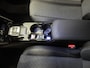 Peugeot 2008 1.2 PureTech 130pk Automaat Allure Navigatie Apple Carplay/Android Auto 360 camera Parkeersensoren Blind Spot Assist Adaptive Cruise Control Stoelverwarming Getinte ramen Climate Control