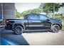 GMC Sierra DENALI 6.2 V8 426PK Full Option | De Meest Luxe Pick-Up in zijn Klasse | Comfortabele Dubbele Cabine met Royale 5 Zitplaatsen | BPM vrij | Nu Leverbaar uit Voorraad | Voorraad Nr 2252 | De specialist in Amerikaanse pick‑ups in Nederland en Europa.