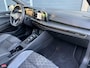 Volkswagen Golf 1.5 eTSI R-Line | Pano | LED | Stoel verwarming | 3x R-Line | Camera |