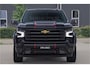 Chevrolet Silverado BEAST | HULK PACK | 6.2 V8 426PK | HUIF | BLACK OPS | BOM VOL | GARANTIE TOT 24-01-2028 | DC 5 PERSOONS | DUBBELE CABINE | HUD | COMFORT STOELEN GEKOELD EN VERWARMD | BOSE | EN NOG VEEL MEER ....|