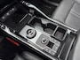 Kia Sorento 1.6 T-GDI Plug-in Hybrid 4WD Edition 7p. | Dealer onderhouden | Trekhaak | Apple Carplay / Android Auto | Navigatiesysteem | Elektrisch Schuif / Kanteldak | Head-up Display | Elektrisch Verstelbare Voorstoelen | Bestuurdersstoel Met geheugen | Stoelverwarming + Stoelkoeling | Stuurverwarming | Cruise Control Adaptief | 7-zits