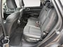 Kia Sorento 1.6 T-GDI Plug-in Hybrid 4WD Edition 7p. | Dealer onderhouden | Trekhaak | Apple Carplay / Android Auto | Navigatiesysteem | Elektrisch Schuif / Kanteldak | Head-up Display | Elektrisch Verstelbare Voorstoelen | Bestuurdersstoel Met geheugen | Stoelverwarming + Stoelkoeling | Stuurverwarming | Cruise Control Adaptief | 7-zits