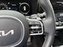 Kia Sorento 1.6 T-GDI Plug-in Hybrid 4WD Edition 7p. | Dealer onderhouden | Trekhaak | Apple Carplay / Android Auto | Navigatiesysteem | Elektrisch Schuif / Kanteldak | Head-up Display | Elektrisch Verstelbare Voorstoelen | Bestuurdersstoel Met geheugen | Stoelverwarming + Stoelkoeling | Stuurverwarming | Cruise Control Adaptief | 7-zits
