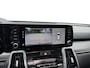 Kia Sorento 1.6 T-GDI Plug-in Hybrid 4WD Edition 7p. | Dealer onderhouden | Trekhaak | Apple Carplay / Android Auto | Navigatiesysteem | Elektrisch Schuif / Kanteldak | Head-up Display | Elektrisch Verstelbare Voorstoelen | Bestuurdersstoel Met geheugen | Stoelverwarming + Stoelkoeling | Stuurverwarming | Cruise Control Adaptief | 7-zits