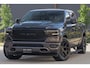 Dodge Ram LIMITED 5.7 V8 402PK | HUD | 4PL WHEELS | LUCHTVERING |OPEN UILAAT KLEP | BOM VOL | GRANITE CRYSTAL | DC | CREW CAB | DUBBELE CABINE | 5 PERSOONS GRIJSKENTEKEN | EERSTE EIGENAAR | TOP STAAT 44000 KM |