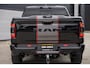 Dodge Ram LIMITED | TRAINHORN | | HUD | UITLAATKLEP | LUCHTVERING | STRIPING | PANODAK | BOM VOL | BLAUW VOORRUIT | 5.7 V8 HEMI 402PK | DC | DUBBELE CABINE | 5 PERSOONS | GRIJSKENTEKEN PICK UP | EERSTE EIGENAAR | OPEN UITLAAT KLEP & TRAIN HORN | | De specialist in Amerikaanse pick‑ups in Nederland en Europa.