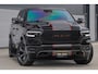 Dodge Ram LIMITED | TRAINHORN | | HUD | UITLAATKLEP | LUCHTVERING | STRIPING | PANODAK | BOM VOL | BLAUW VOORRUIT | 5.7 V8 HEMI 402PK | DC | DUBBELE CABINE | 5 PERSOONS | GRIJSKENTEKEN PICK UP | EERSTE EIGENAAR | OPEN UITLAAT KLEP & TRAIN HORN | | De specialist in Amerikaanse pick‑ups in Nederland en Europa.