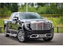 GMC Sierra DENALI | All-In Prijs | 6,2 V8 Full Option | De Meest Luxe Pick-Up in zijn Klasse | Comfortabele Dubbele Cabine met Royale 5 Zitplaatsen | BPM vrij | Nu Leverbaar uit Voorraad | Voorraad Nr 2232 | De specialist in Amerikaanse pick‑ups in Nederland en Europa.