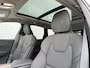 Volvo XC60 2.0 T6 Plug-in Hybrid AWD Ultra Dark | PHEV | Trekhaak | Luchtvering | Harman Kardon Audio | Head-up Display | 360 Graden Camera | Panoramadak | Stoelverwarming voor en achter | Keyless Entry | Elektrische Achterklep | Elektrisch Verstelbare Voorstoelen | Cruise Control Adaptief | BLIS | Google Navigatie | Apple Carplay | Android Auto
