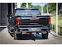 GMC Sierra DENALI 6.2 V8 426PK Full Option | De Meest Luxe Pick-Up in zijn Klasse | Comfortabele Dubbele Cabine met Royale 5 Zitplaatsen | BPM vrij | Nu Leverbaar uit Voorraad | Voorraad Nr 2058 | De specialist in Amerikaanse pick‑ups in Nederland en Europa.
