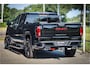 GMC Sierra DENALI 6.2 V8 426PK Full Option | De Meest Luxe Pick-Up in zijn Klasse | Comfortabele Dubbele Cabine met Royale 5 Zitplaatsen | BPM vrij | Nu Leverbaar uit Voorraad | Voorraad Nr 2058 | De specialist in Amerikaanse pick‑ups in Nederland en Europa.