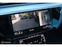 Audi E-tron 55 quattro Business edition Plus 95 kWh | Pano | ACC | HUD | B&O | Luchtvering | Stoelverwarming voor en achter | Trekhaak | Ambient | 360 | Clima achterin | Galaxisblauw metallic