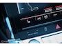 Audi E-tron 55 quattro Business edition Plus 95 kWh | Pano | ACC | HUD | B&O | Luchtvering | Stoelverwarming voor en achter | Trekhaak | Ambient | 360 | Clima achterin | Galaxisblauw metallic