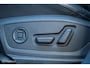 Audi E-tron 55 quattro Business edition Plus 95 kWh | Pano | ACC | HUD | B&O | Luchtvering | Stoelverwarming voor en achter | Trekhaak | Ambient | 360 | Clima achterin | Galaxisblauw metallic