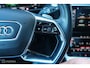 Audi E-tron 55 quattro Business edition Plus 95 kWh | Pano | ACC | HUD | B&O | Luchtvering | Stoelverwarming voor en achter | Trekhaak | Ambient | 360 | Clima achterin | Galaxisblauw metallic