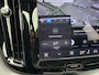 Volvo XC60 2.0 T6 Plug-in hybrid AWD R-Design | Long Range | Trekhaak | Parkeer Camera | Harman/Kardon | Adaptieve Cruise Control | Memory | All-Season banden | Dealeronderhouden |
