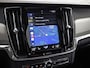 Volvo V90 2.0 T4 R-Design Automaat 190Pk (PANORAMADAK, HARMAN/KARDON, MEMORY SEATS, APPLE CARPLAY, CAMERA, STOELVERWARMING, LEDER, NIEUWE APK, NIEUWSTAAT)