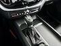 Volvo XC60 T5 Momentum Pro | Parkeercamera | Stoel- en Stuurverwarming | BLIS | Standkachel | Cruise control