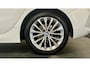 BMW 1-Serie 118i Luxury Line 140pk Automaat / Pano / Navi / LED / Volleer / PDC