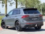 Volkswagen Tiguan R-Line 1.5 TSI Pano IQ Light ACC Trekhaak