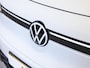Volkswagen ID.4 Max 77 kWh 204pk / Head up display / Panoramadak / Trekhaak / Memory / Achteruitrijcamera / Navigatie / Apple carplay /