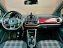 Volkswagen Up! 1.0 TSI GTI 5-deurs | Climate, Cruise, Camera, Beats Audio, PDC, Getint Glas, Stoelverw., Sportstuur, 4-zits, 17”