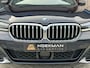 BMW 5-Serie 530e High Executive M-sport LCI | Comfortzetels, Laser Light, Panoramadak, Trekhaak, Leer, Apple Carplay, 360° camera