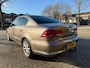 Volkswagen Passat 1.4 TSI Highline BlueMotion_LEER-NAVI_NETTE AUTO!!