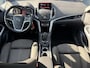 Opel Zafira Tourer 1.4 Business+ - Navigatie - Stoelverwarming - Trekhaak