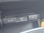 Kia Niro EV e-Niro DynamicPlusLine 64 kWh | SOH 100% | 3 Fase laden | Schuif/kanteldak | Half Leder | Andriod Auto | Apple carplay |