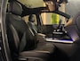 Mercedes-Benz GLA 200 AMG Line PANO|KEYLESSS|DODEHOEK|CARPLAY|CAMERA|SFEERVERLICHTING|19 INCH|DEALER ONDERHOUDEN|2024|VOL!