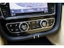 Bentley Bentayga 4.0 V8 / Beige Leder / NAIM
