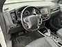 Mitsubishi Outlander 2.4 PHEV Instyle / Elektrische achterklep / Trekgewicht 1500 kg / Rondomzicht camera / cruise control / Keyless Entry/Start / Stuur-& Stoelverwarming /