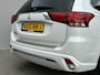 Mitsubishi Outlander 2.4 PHEV Instyle / Elektrische achterklep / Trekgewicht 1500 kg / Rondomzicht camera / cruise control / Keyless Entry/Start / Stuur-& Stoelverwarming /