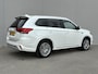Mitsubishi Outlander 2.4 PHEV Instyle / Elektrische achterklep / Trekgewicht 1500 kg / Rondomzicht camera / cruise control / Keyless Entry/Start / Stuur-& Stoelverwarming /
